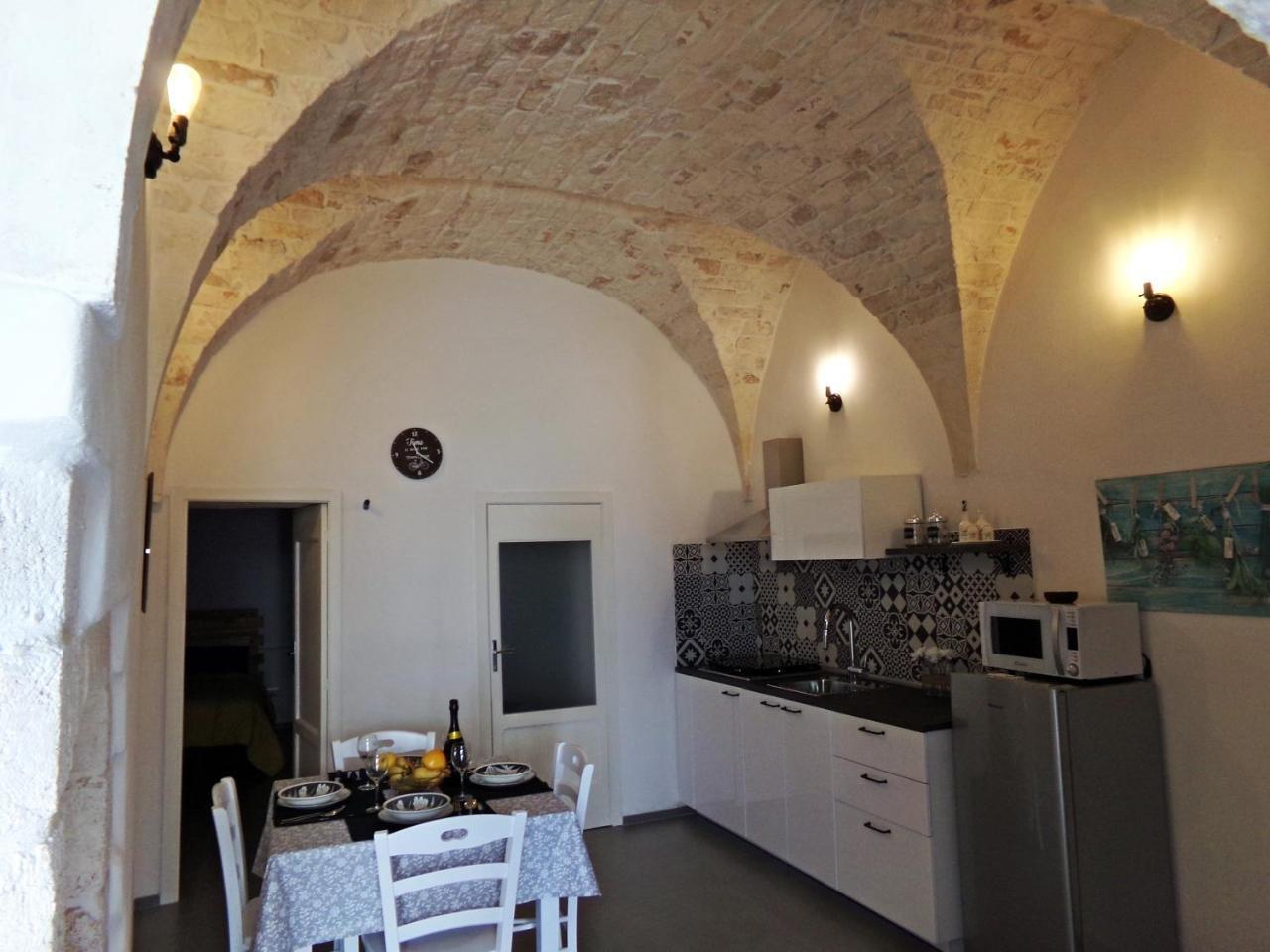 Le Tre Volte Villa Остуни Екстериор снимка