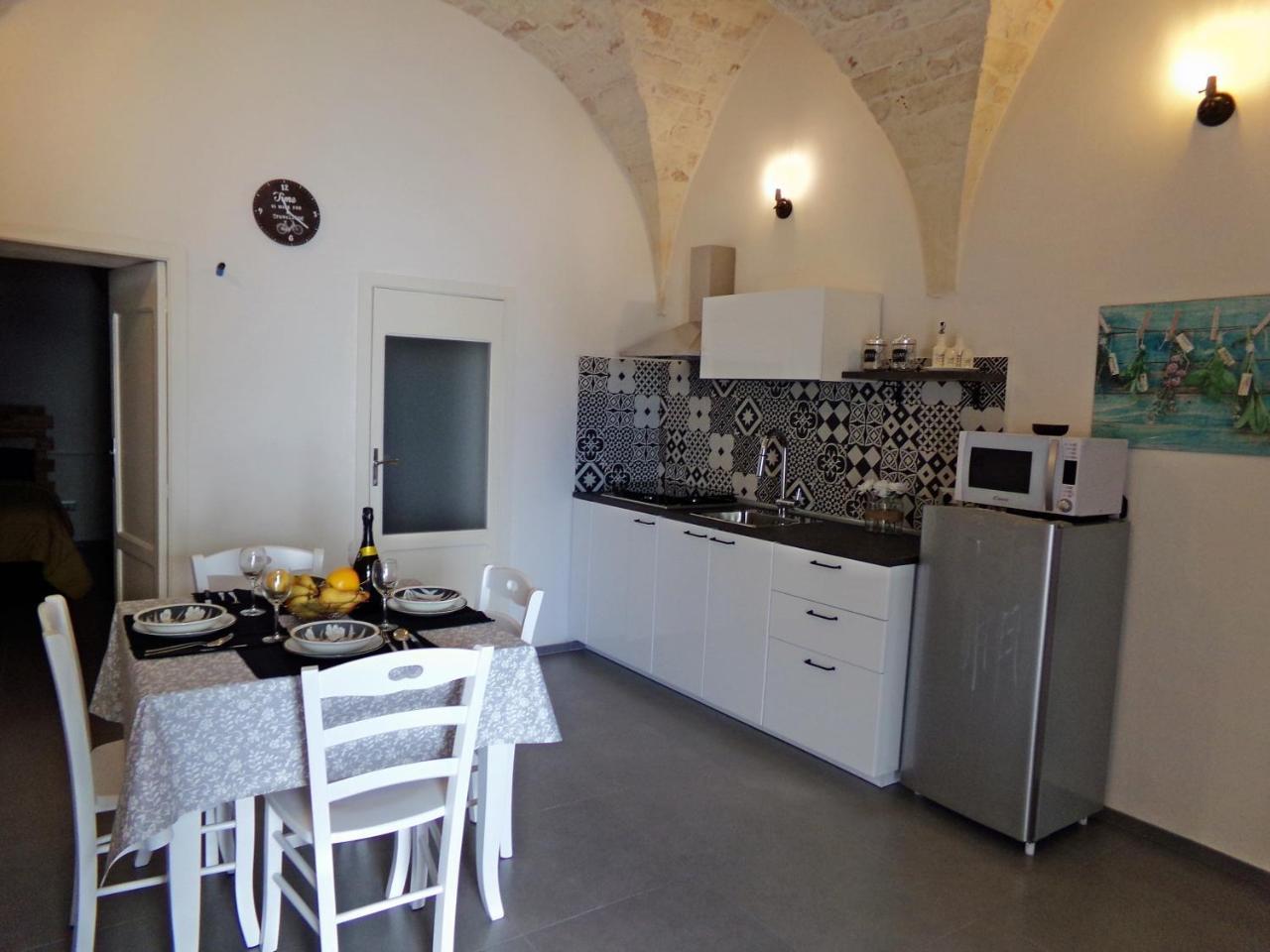 Le Tre Volte Villa Остуни Екстериор снимка